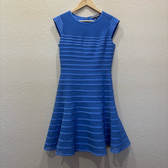 Halston Heritage Blue Illusion Stripe Fit & Flare Dress Size 6 - Picture 4 of 10
